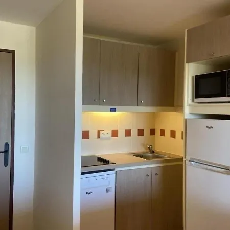 Cap D'agde, 3 Pieces, 5 Personnes - Fr-1-249-306 Agde